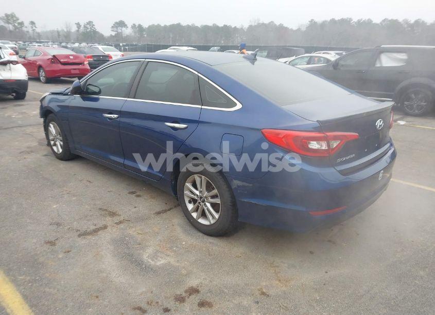 Photo 3 of 2016 Hyundai Sonata SE (VIN 5NPE24AFXGH377278)