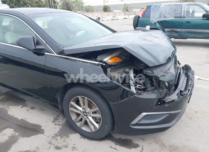 Photo 18 of 2016 Hyundai Sonata SE (VIN 5NPE24AFXGH401286)