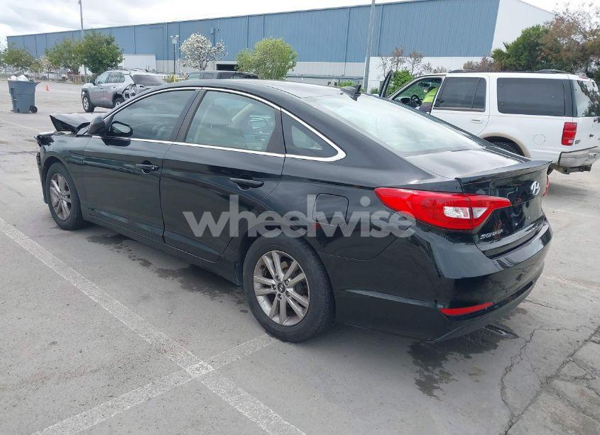Photo 3 of 2016 Hyundai Sonata SE (VIN 5NPE24AFXGH401286)