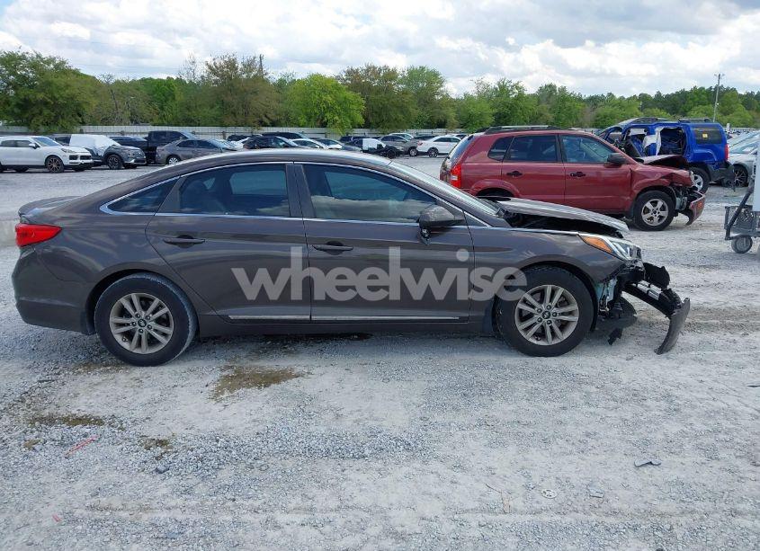 Photo 13 of 2016 Hyundai Sonata SE (VIN 5NPE24AFXGH433302)