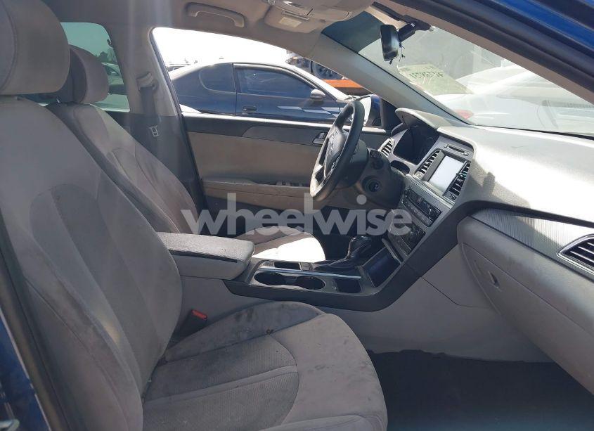 Photo 5 of 2017 Hyundai Sonata SE (VIN 5NPE24AFXHH458458)