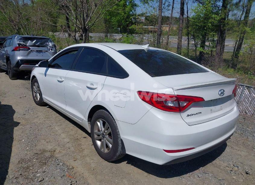 Photo 3 of 2017 Hyundai Sonata SE (VIN 5NPE24AFXHH481349)