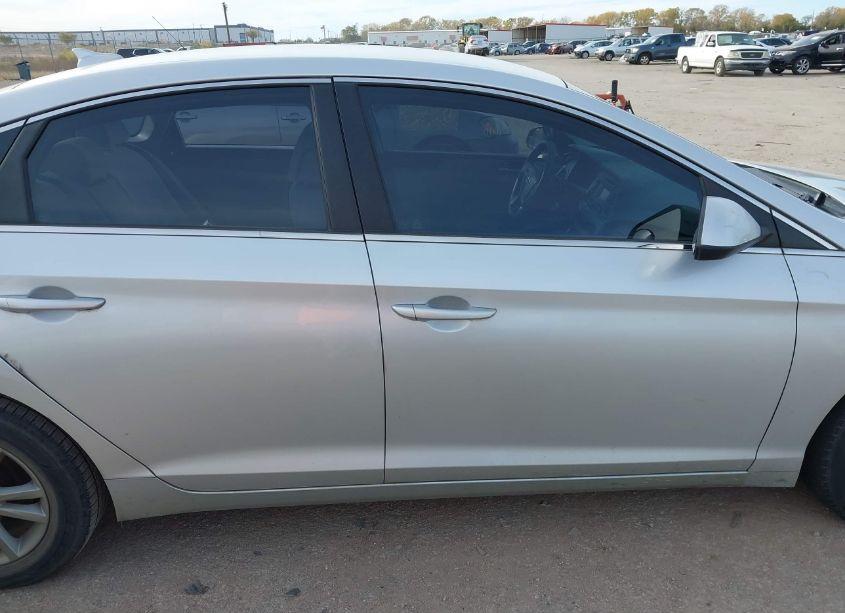 Photo 13 of 2017 Hyundai Sonata (VIN 5NPE24AFXHH534017)