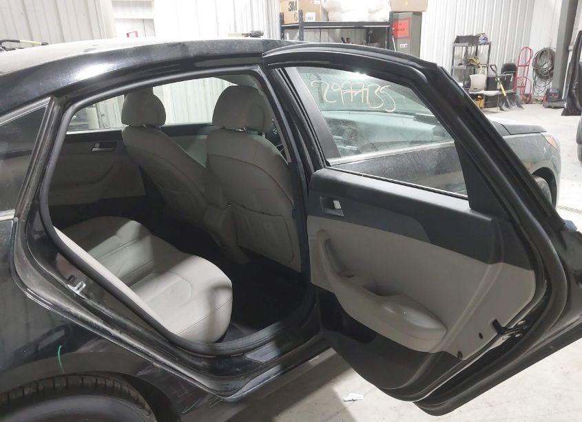 Photo 8 of 2017 Hyundai Sonata N/A (VIN 5NPE24AFXHH540495)