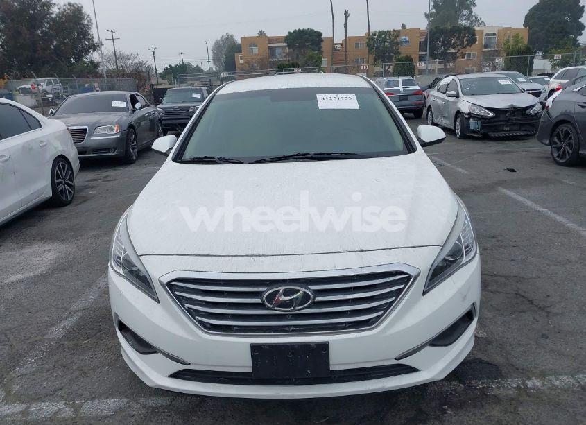Photo 6 of 2017 Hyundai Sonata SE (VIN 5NPE24AFXHH543414)