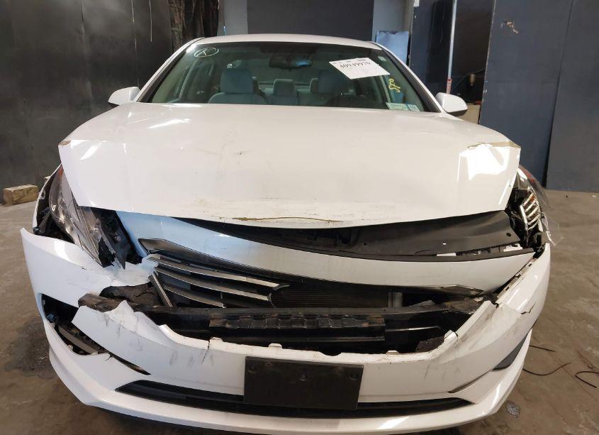 Photo 6 of 2017 Hyundai Sonata SE (VIN 5NPE24AFXHH547477)