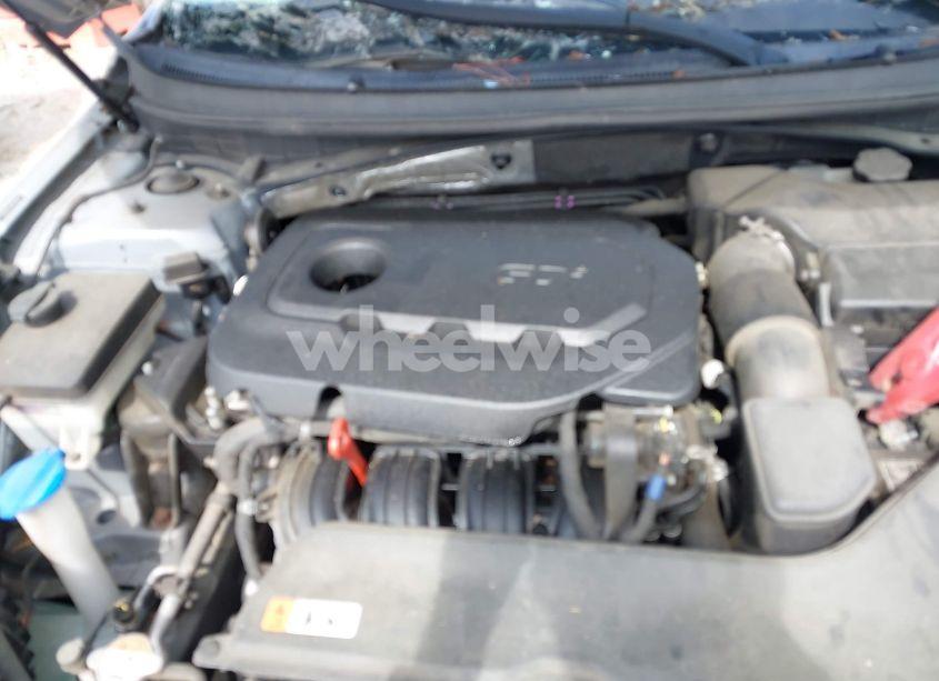 Photo 10 of 2017 Hyundai Sonata SE (VIN 5NPE24AFXHH553702)