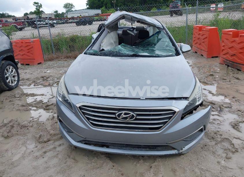 Photo 12 of 2017 Hyundai Sonata SE (VIN 5NPE24AFXHH553702)