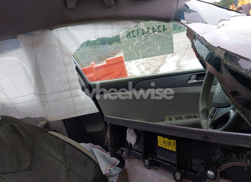 Photo 5 of 2017 Hyundai Sonata SE (VIN 5NPE24AFXHH553702)