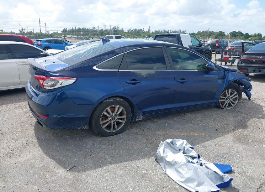 Photo 4 of 2017 Hyundai Sonata (VIN 5NPE24AFXHH563503)