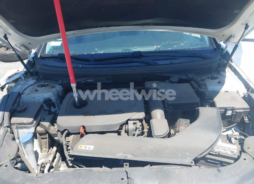 Photo 10 of 2017 Hyundai Sonata SE (VIN 5NPE24AFXHH574114)
