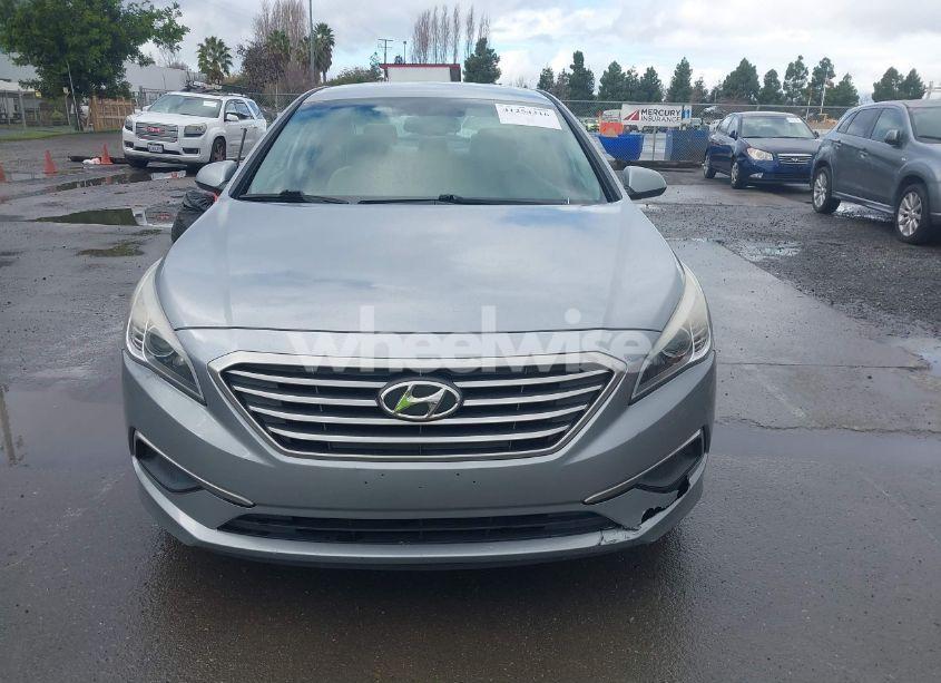 Photo 11 of 2017 Hyundai Sonata SE (VIN 5NPE24AFXHH579037)