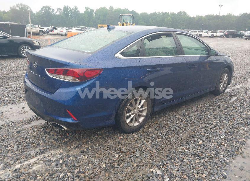 Photo 4 of 2018 Hyundai Sonata SE (VIN 5NPE24AFXJH622250)