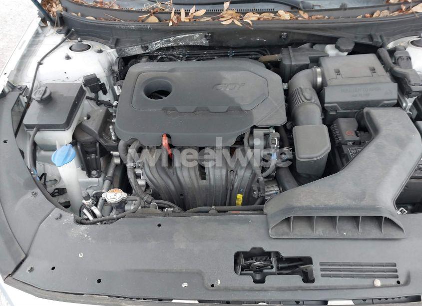 Photo 10 of 2018 Hyundai Sonata SE (VIN 5NPE24AFXJH630011)