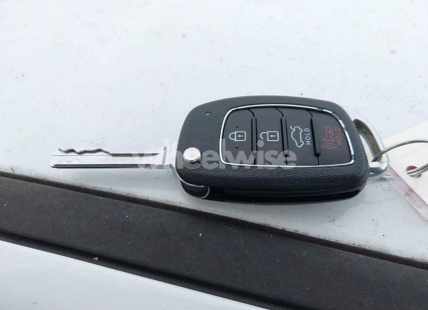 Photo 11 of 2018 Hyundai Sonata SE (VIN 5NPE24AFXJH630011)