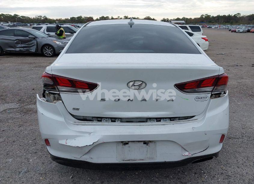 Photo 16 of 2018 Hyundai Sonata SE (VIN 5NPE24AFXJH630011)
