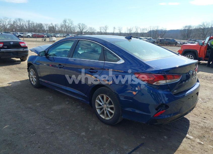 Photo 3 of 2018 Hyundai Sonata SE (VIN 5NPE24AFXJH709565)