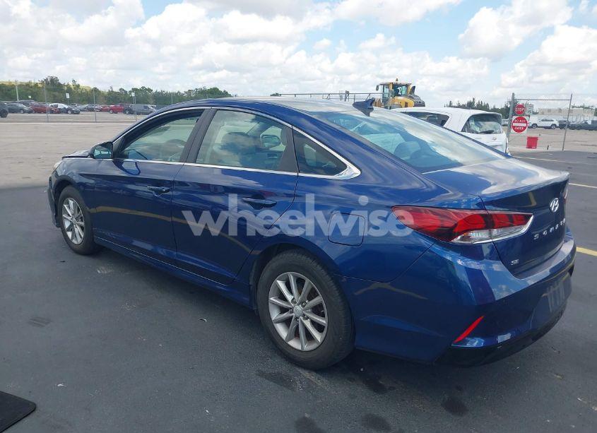 Photo 3 of 2018 Hyundai Sonata SE (VIN 5NPE24AFXJH715351)