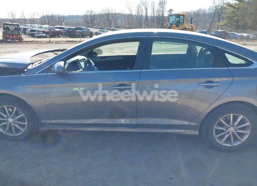 Photo 14 of 2018 Hyundai Sonata SE (VIN 5NPE24AFXJH719724)