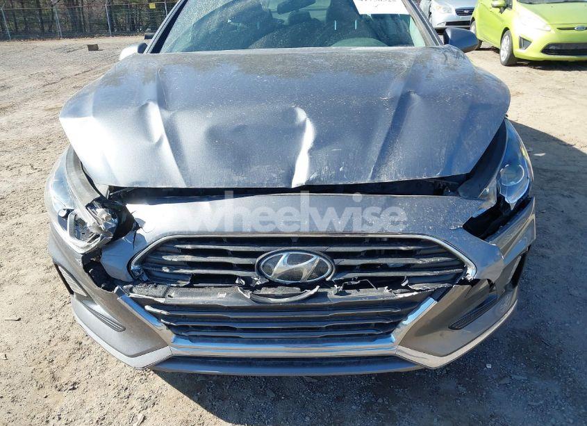 Photo 6 of 2018 Hyundai Sonata SE (VIN 5NPE24AFXJH719724)