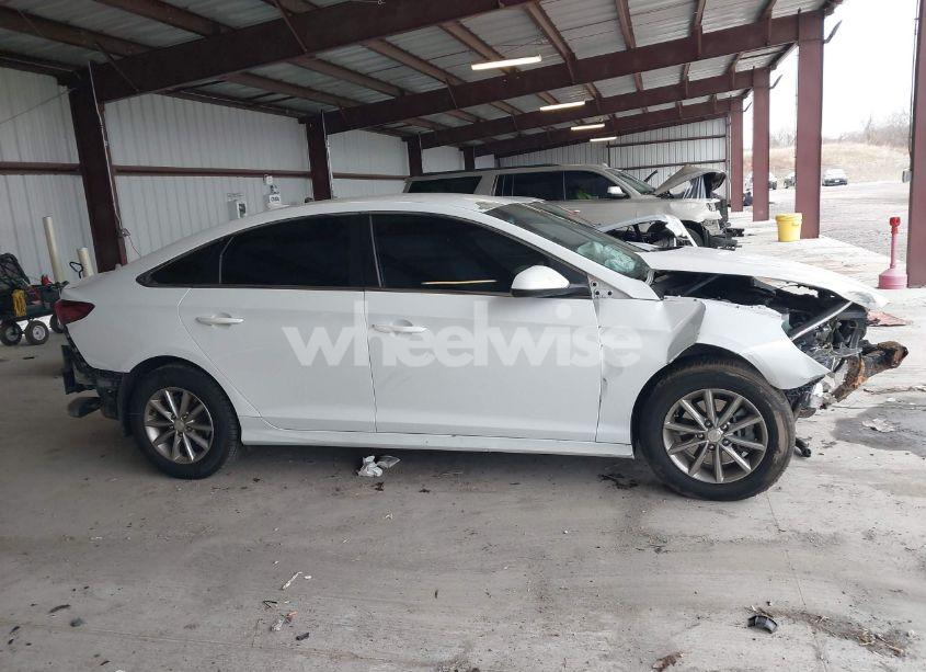 Photo 14 of 2018 Hyundai Sonata SE (VIN 5NPE24AFXJH721568)