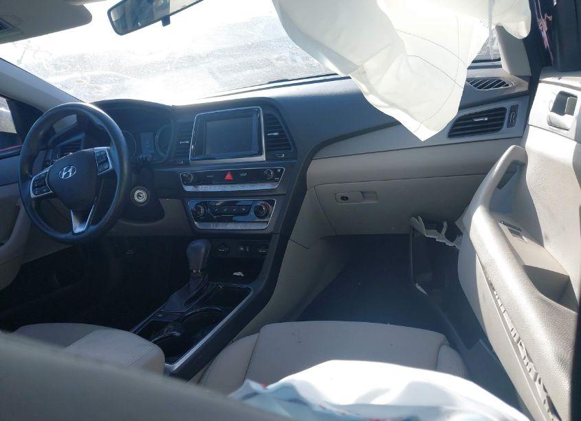Photo 5 of 2018 Hyundai Sonata SE (VIN 5NPE24AFXJH728066)