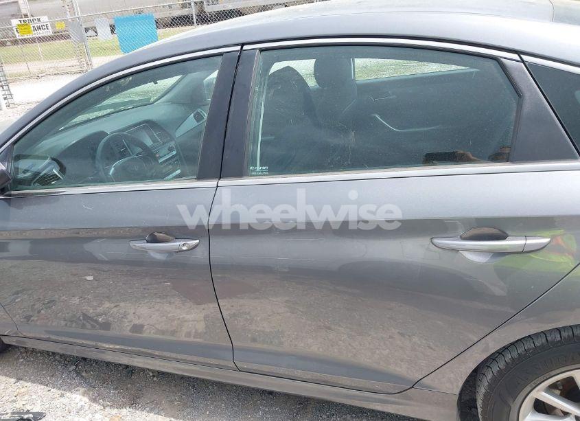 Photo 14 of 2019 Hyundai Sonata SE (VIN 5NPE24AFXKH741546)