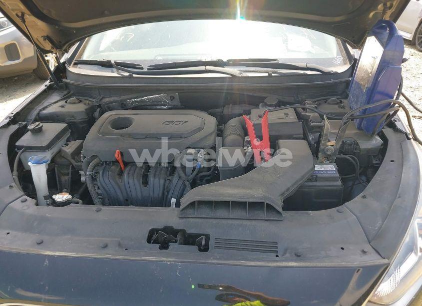 Photo 10 of 2019 Hyundai Sonata SE (VIN 5NPE24AFXKH743247)