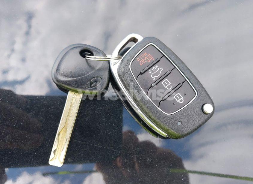 Photo 11 of 2019 Hyundai Sonata SE (VIN 5NPE24AFXKH743247)