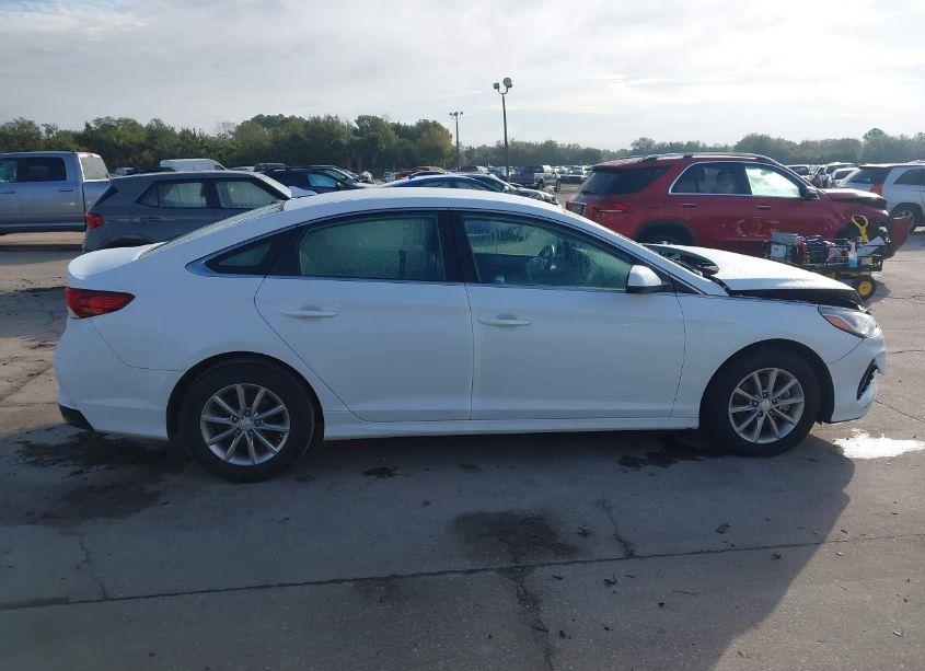 Photo 13 of 2019 Hyundai Sonata SE (VIN 5NPE24AFXKH757312)