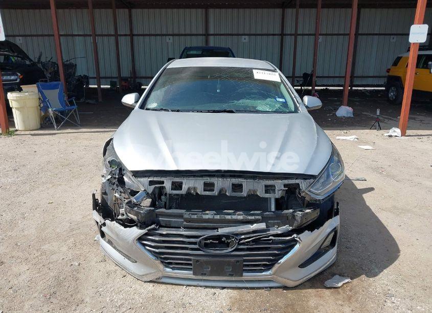 Photo 12 of 2019 Hyundai Sonata SE (VIN 5NPE24AFXKH759416)