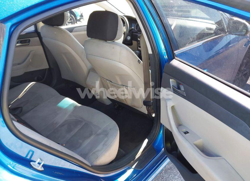 Photo 8 of 2019 Hyundai Sonata SE (VIN 5NPE24AFXKH783327)