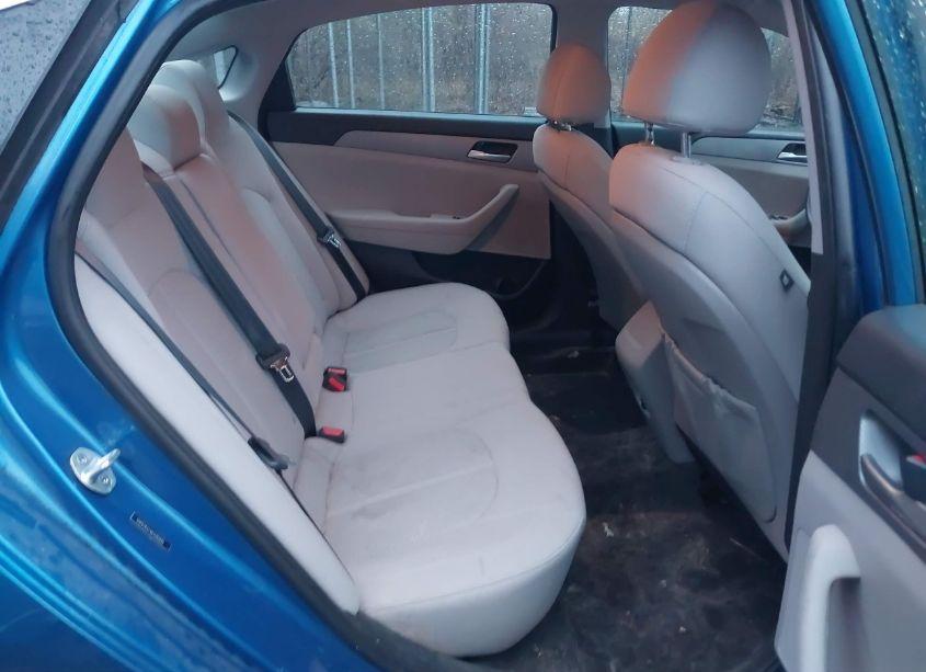 Photo 8 of 2019 Hyundai Sonata SE (VIN 5NPE24AFXKH783845)