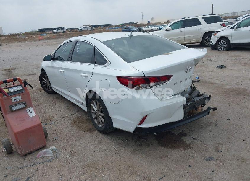 Photo 3 of 2019 Hyundai Sonata SE (VIN 5NPE24AFXKH796899)