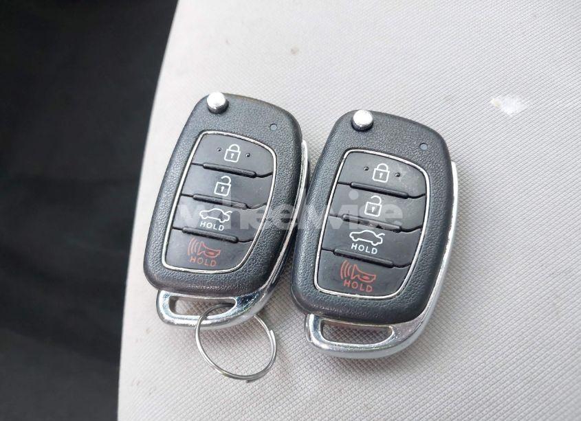 Photo 11 of 2019 Hyundai Sonata SE (VIN 5NPE24AFXKH804970)