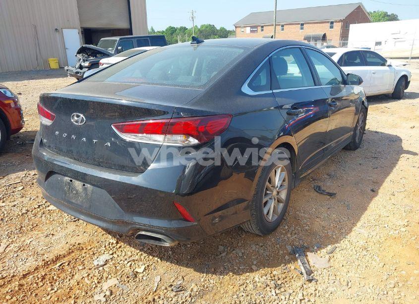 Photo 4 of 2019 Hyundai Sonata SE (VIN 5NPE24AFXKH819257)
