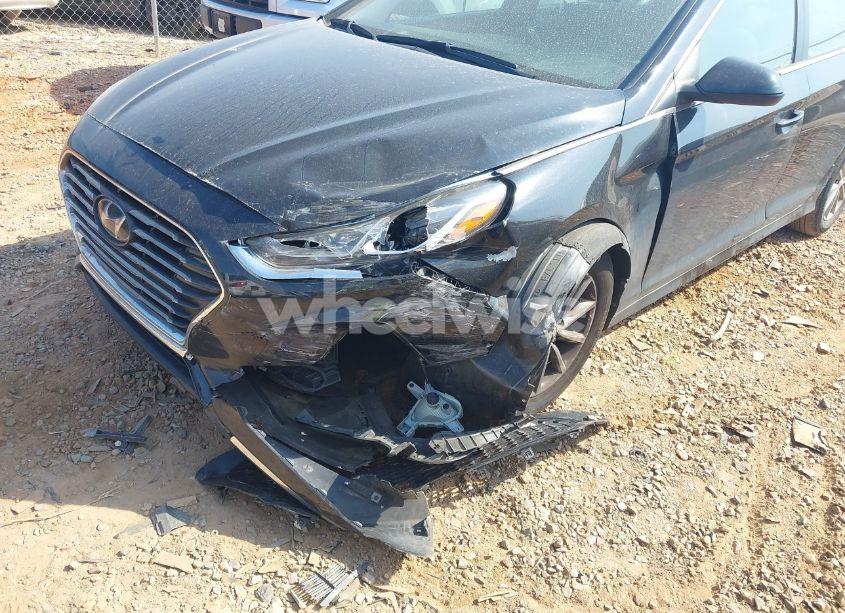 Photo 6 of 2019 Hyundai Sonata SE (VIN 5NPE24AFXKH819257)