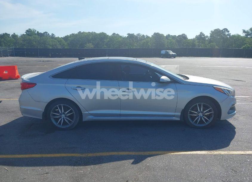 Photo 14 of 2015 Hyundai Sonata SPORT 2.0T (VIN 5NPE34AB0FH084580)