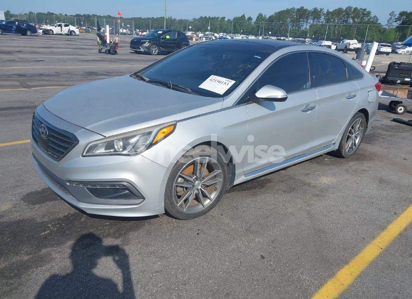 Photo 2 of 2015 Hyundai Sonata SPORT 2.0T (VIN 5NPE34AB0FH084580)