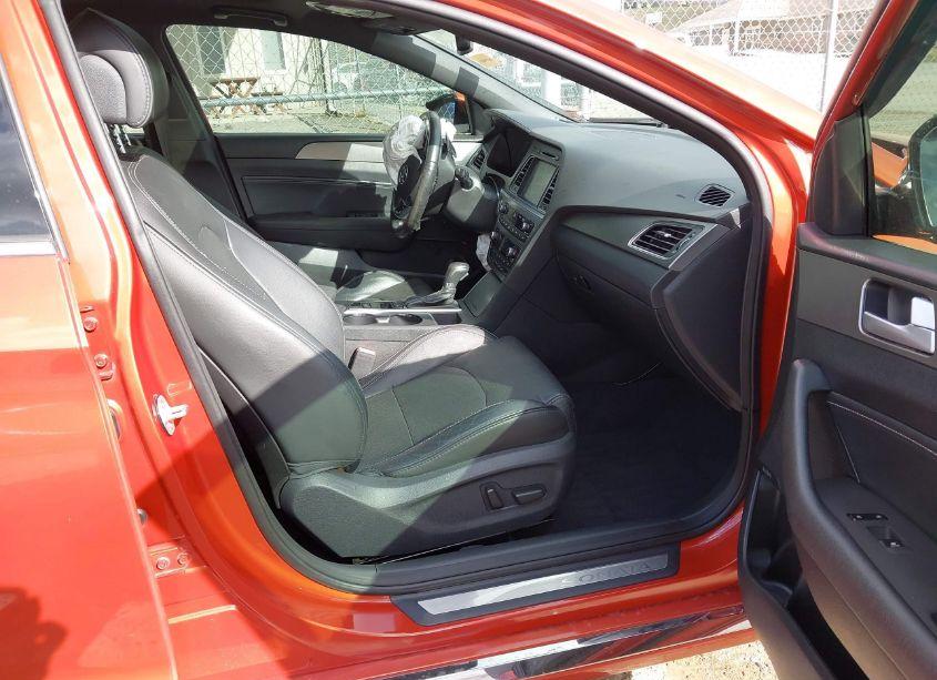 Photo 5 of 2015 Hyundai Sonata LIMITED 2.0T (VIN 5NPE34AB0FH209688)