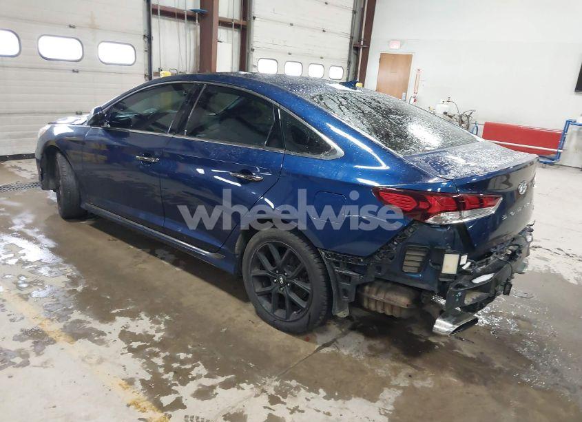 Photo 3 of 2018 Hyundai Sonata SPORT 2.0T (VIN 5NPE34AB0JH647300)