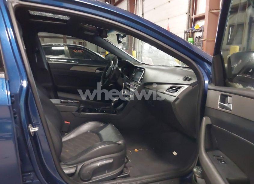 Photo 5 of 2018 Hyundai Sonata SPORT 2.0T (VIN 5NPE34AB0JH647300)