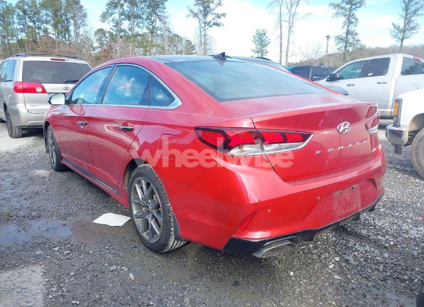 Photo 3 of 2019 Hyundai Sonata LIMITED 2.0T (VIN 5NPE34AB0KH759810)