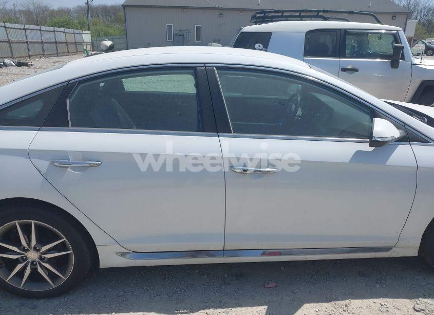 Photo 13 of 2015 Hyundai Sonata SPORT 2.0T (VIN 5NPE34AB1FH067383)