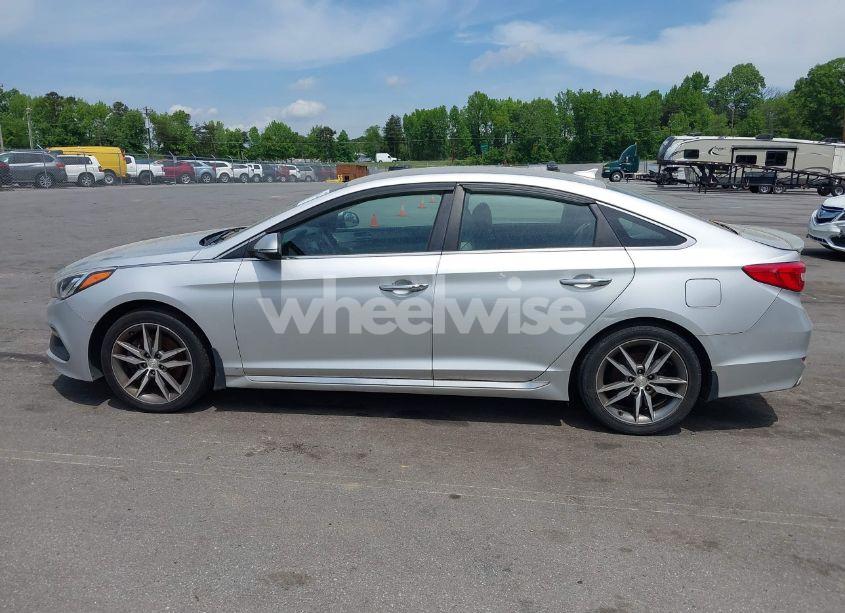 Photo 14 of 2015 Hyundai Sonata SPORT 2.0T (VIN 5NPE34AB1FH093398)