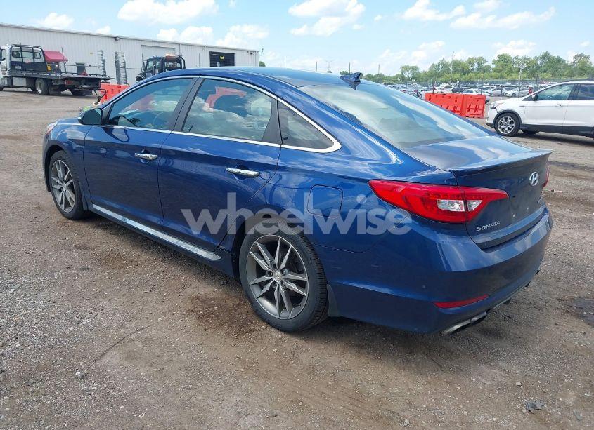 Photo 3 of 2015 Hyundai Sonata SPORT 2.0T (VIN 5NPE34AB1FH188172)