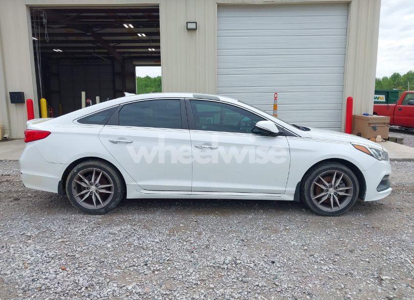 Photo 13 of 2015 Hyundai Sonata SPORT 2.0T (VIN 5NPE34AB1FH193503)