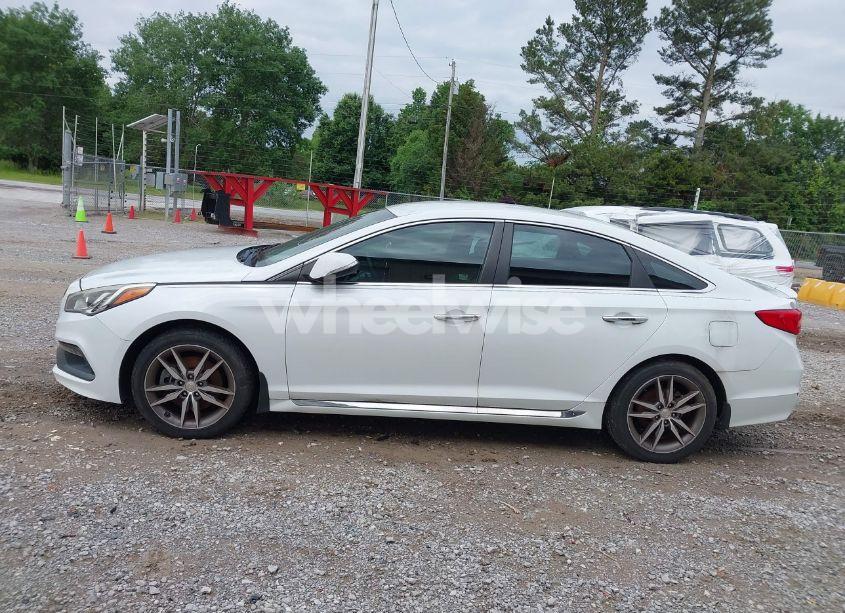 Photo 14 of 2015 Hyundai Sonata SPORT 2.0T (VIN 5NPE34AB1FH193503)