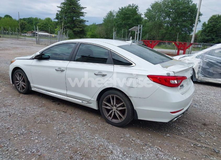 Photo 3 of 2015 Hyundai Sonata SPORT 2.0T (VIN 5NPE34AB1FH193503)