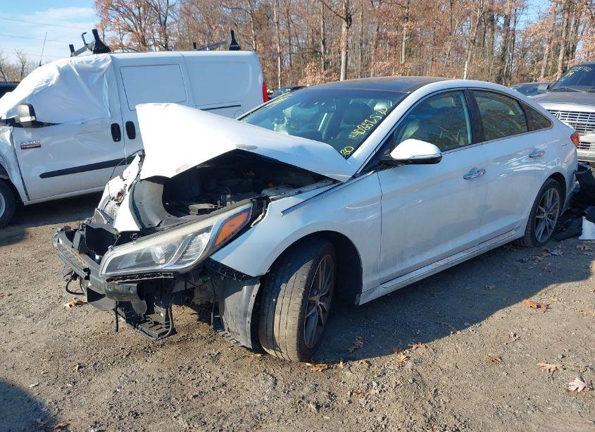 Photo 2 of 2015 Hyundai Sonata SPORT 2.0T (VIN 5NPE34AB2FH041312)